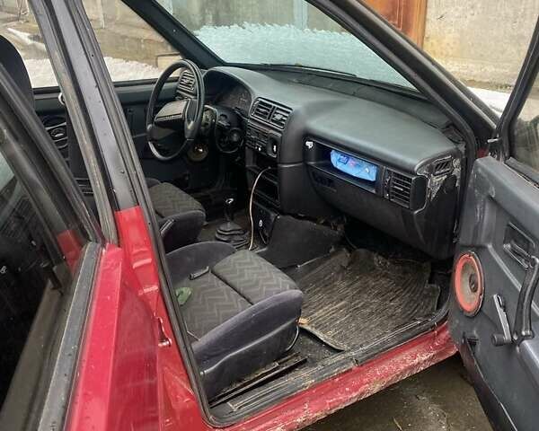 Красный ВАЗ 21099, объемом двигателя 1.5 л и пробегом 450 тыс. км за 700 $, фото 2 на Automoto.ua