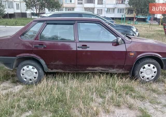 Червоний ВАЗ 21099, об'ємом двигуна 1.3 л та пробігом 200 тис. км за 700 $, фото 2 на Automoto.ua
