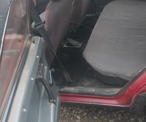 Красный ВАЗ 21099, объемом двигателя 1.5 л и пробегом 200 тыс. км за 1000 $, фото 7 на Automoto.ua