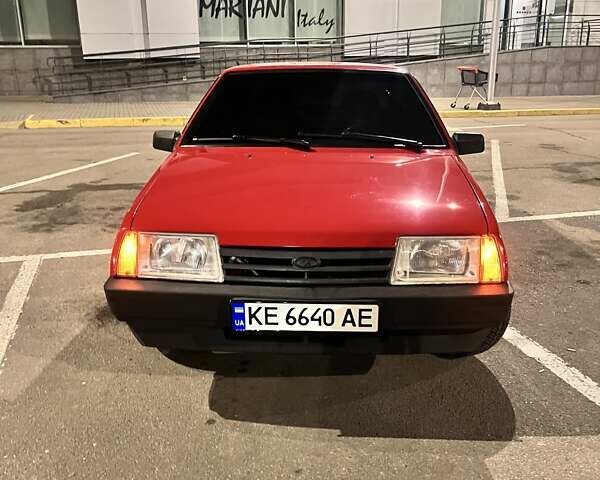 Красный ВАЗ 21099, объемом двигателя 1.5 л и пробегом 300 тыс. км за 2650 $, фото 1 на Automoto.ua