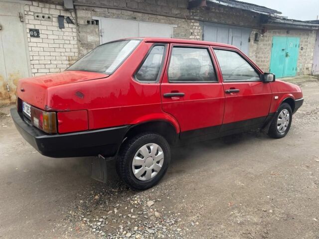 Червоний ВАЗ 21099, об'ємом двигуна 1.5 л та пробігом 250 тис. км за 880 $, фото 3 на Automoto.ua