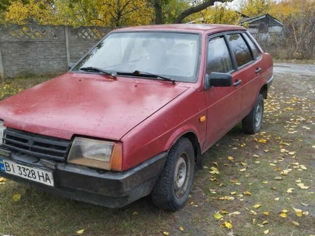 Красный ВАЗ 21099, объемом двигателя 1.5 л и пробегом 230 тыс. км за 547 $, фото 2 на Automoto.ua