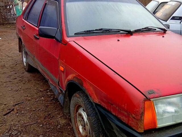 Красный ВАЗ 21099, объемом двигателя 1.3 л и пробегом 267 тыс. км за 250 $, фото 1 на Automoto.ua