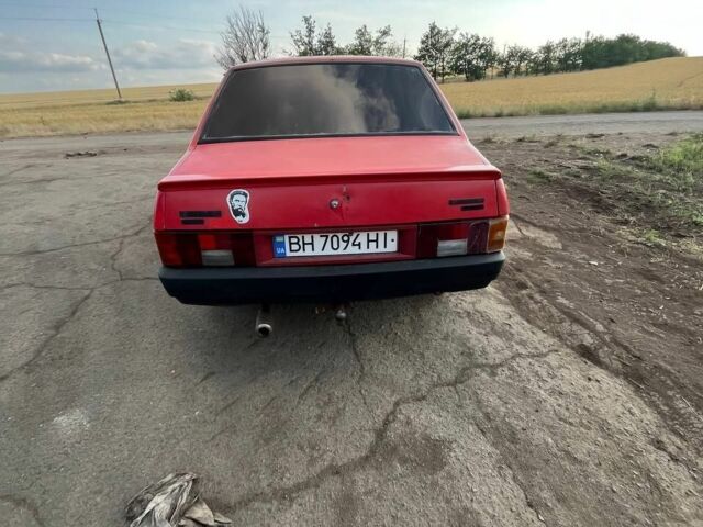 Красный ВАЗ 21099, объемом двигателя 1.3 л и пробегом 55 тыс. км за 1100 $, фото 4 на Automoto.ua