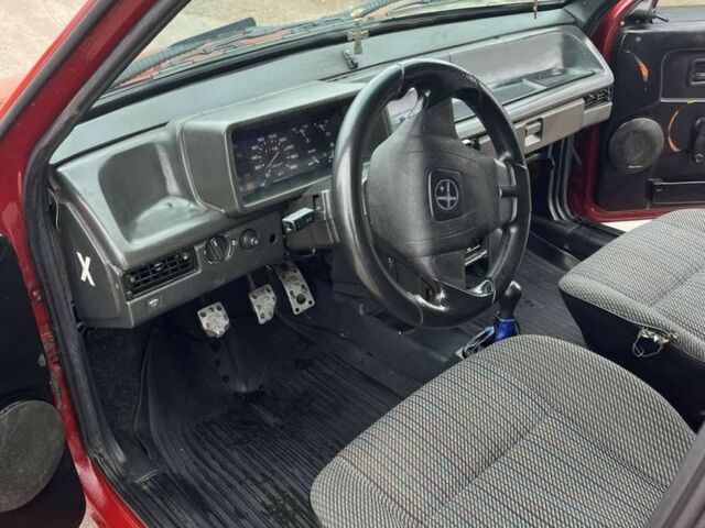 Красный ВАЗ 21099, объемом двигателя 1.5 л и пробегом 280 тыс. км за 1600 $, фото 5 на Automoto.ua