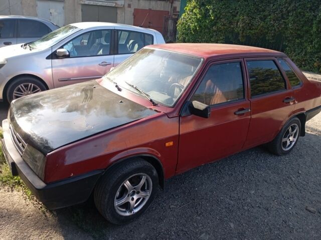 Красный ВАЗ 21099, объемом двигателя 0 л и пробегом 5 тыс. км за 648 $, фото 3 на Automoto.ua