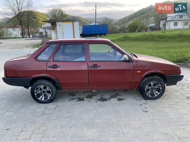 Красный ВАЗ 21099, объемом двигателя 1.3 л и пробегом 290 тыс. км за 1198 $, фото 4 на Automoto.ua