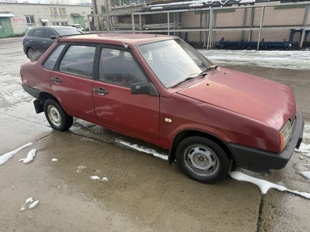 Красный ВАЗ 21099, объемом двигателя 0 л и пробегом 195 тыс. км за 700 $, фото 1 на Automoto.ua