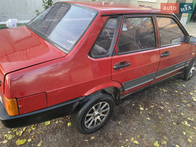 Червоний ВАЗ 21099, об'ємом двигуна 1.5 л та пробігом 250 тис. км за 1600 $, фото 3 на Automoto.ua