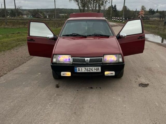Красный ВАЗ 21099, объемом двигателя 1.5 л и пробегом 280 тыс. км за 1600 $, фото 2 на Automoto.ua