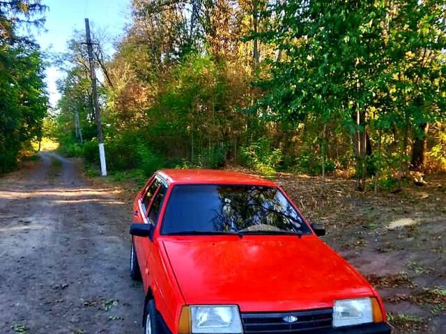 Красный ВАЗ 21099, объемом двигателя 1.5 л и пробегом 0 тыс. км за 950 $, фото 1 на Automoto.ua