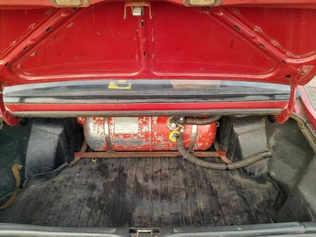 Красный ВАЗ 21099, объемом двигателя 1.5 л и пробегом 220 тыс. км за 1676 $, фото 6 на Automoto.ua