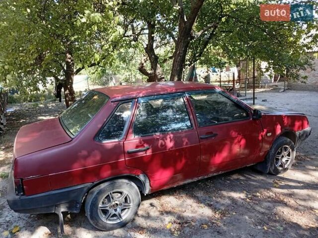 Красный ВАЗ 21099, объемом двигателя 1.5 л и пробегом 66 тыс. км за 800 $, фото 1 на Automoto.ua