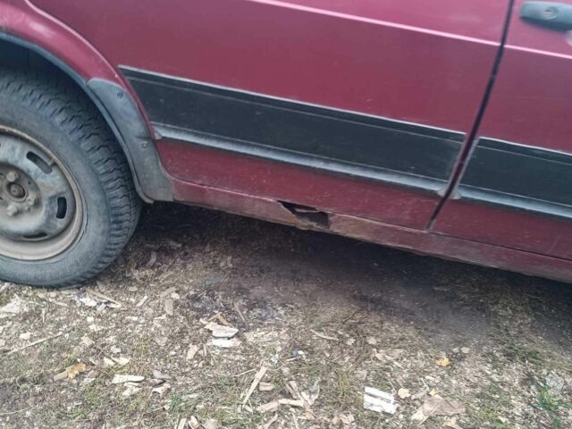 Червоний ВАЗ 21099, об'ємом двигуна 1.5 л та пробігом 250 тис. км за 650 $, фото 3 на Automoto.ua