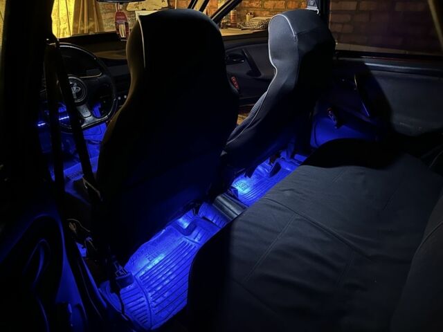 Красный ВАЗ 21099, объемом двигателя 1.3 л и пробегом 60 тыс. км за 1500 $, фото 8 на Automoto.ua