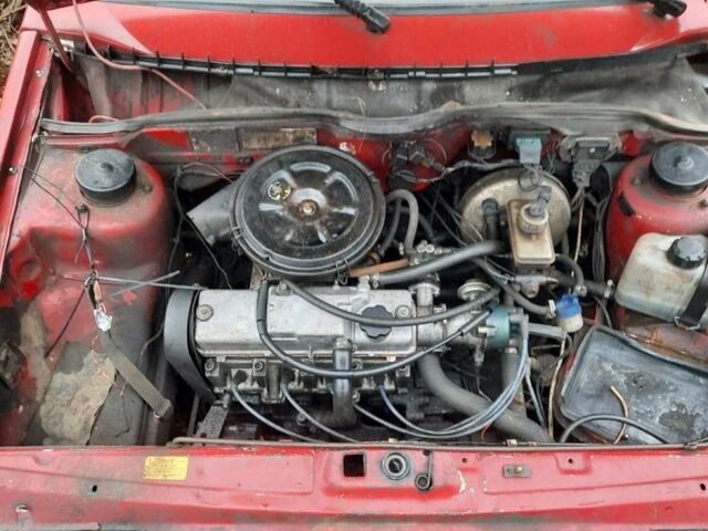 Красный ВАЗ 21099, объемом двигателя 1.5 л и пробегом 200 тыс. км за 426 $, фото 3 на Automoto.ua