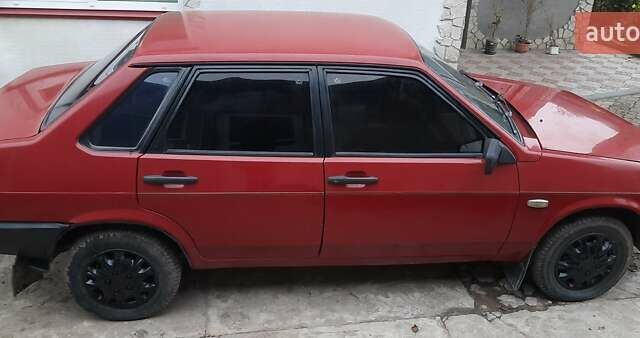 Красный ВАЗ 21099, объемом двигателя 1.5 л и пробегом 146 тыс. км за 1100 $, фото 5 на Automoto.ua