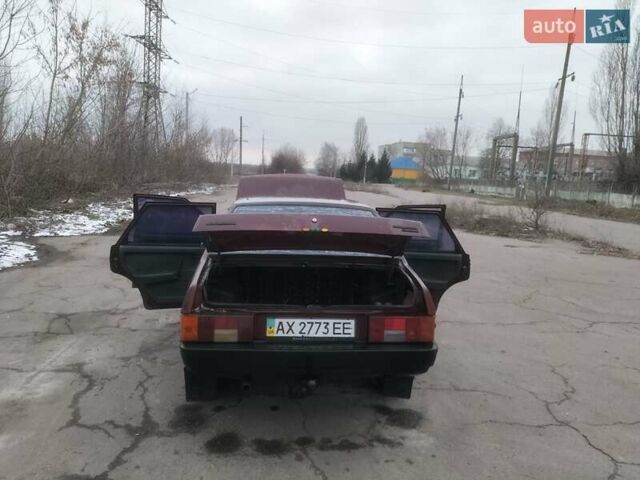 Красный ВАЗ 21099, объемом двигателя 1.3 л и пробегом 350 тыс. км за 1000 $, фото 1 на Automoto.ua