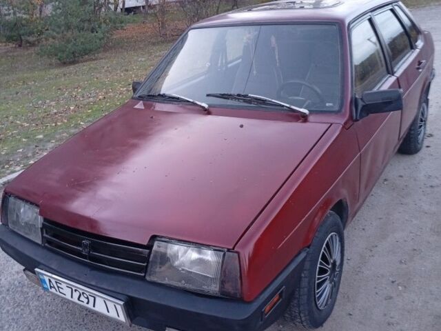Червоний ВАЗ 21099, об'ємом двигуна 1.5 л та пробігом 232 тис. км за 880 $, фото 2 на Automoto.ua