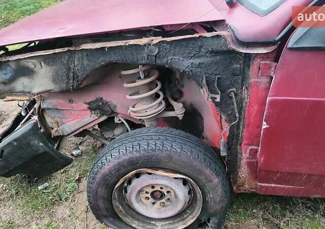 Красный ВАЗ 21099, объемом двигателя 1.3 л и пробегом 300 тыс. км за 500 $, фото 1 на Automoto.ua