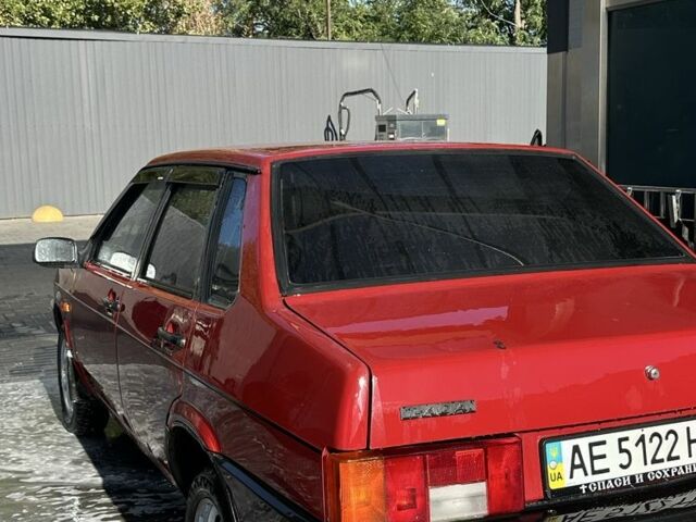 Красный ВАЗ 21099, объемом двигателя 1.3 л и пробегом 60 тыс. км за 1500 $, фото 4 на Automoto.ua