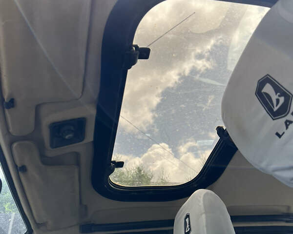 Красный ВАЗ 21099, объемом двигателя 1.3 л и пробегом 186 тыс. км за 1350 $, фото 9 на Automoto.ua