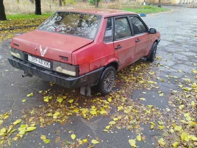 ВАЗ 21099 1994 в Краматорске на Automoto.ua Красный ВАЗ 21099, объемом двигателя 1.5 л и пробегом 328 тыс. км за 784 $, фото 6 на Automoto.ua