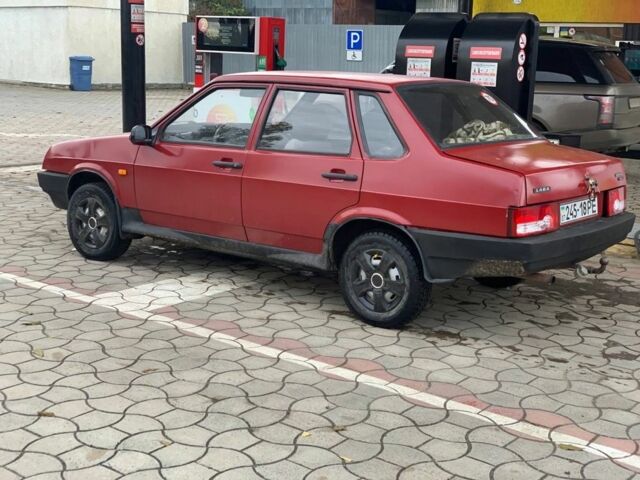 Красный ВАЗ 21099, объемом двигателя 1.5 л и пробегом 200 тыс. км за 1150 $, фото 2 на Automoto.ua
