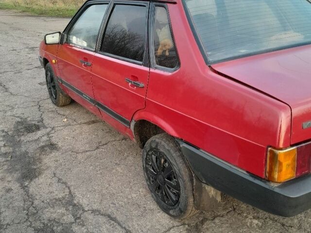 Червоний ВАЗ 21099, об'ємом двигуна 1.5 л та пробігом 220 тис. км за 1677 $, фото 1 на Automoto.ua