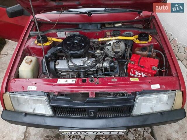Красный ВАЗ 21099, объемом двигателя 1.5 л и пробегом 146 тыс. км за 1100 $, фото 3 на Automoto.ua