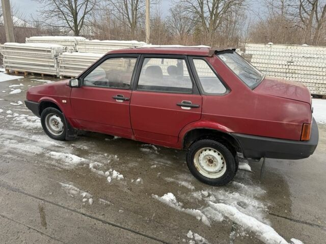 Красный ВАЗ 21099, объемом двигателя 0 л и пробегом 195 тыс. км за 700 $, фото 3 на Automoto.ua