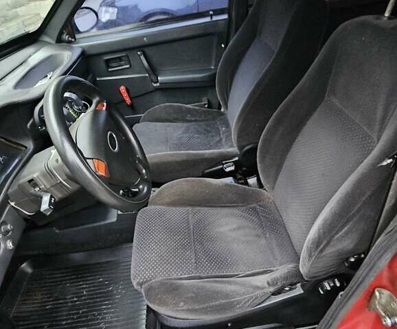 Червоний ВАЗ 21099, об'ємом двигуна 1.5 л та пробігом 200 тис. км за 1550 $, фото 3 на Automoto.ua