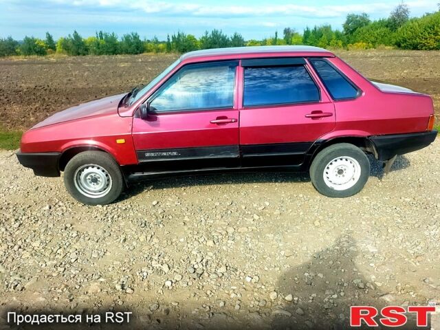 Красный ВАЗ 21099, объемом двигателя 1.5 л и пробегом 1 тыс. км за 1599 $, фото 3 на Automoto.ua