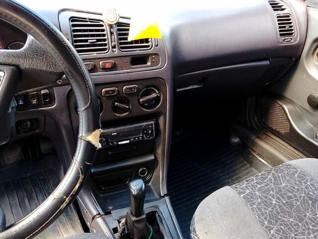 Красный ВАЗ 21099, объемом двигателя 1.5 л и пробегом 99 тыс. км за 675 $, фото 4 на Automoto.ua