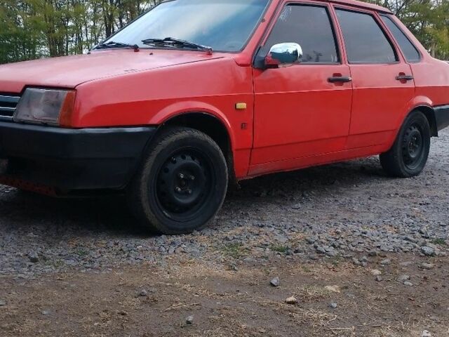 Красный ВАЗ 21099, объемом двигателя 1.3 л и пробегом 55 тыс. км за 1100 $, фото 20 на Automoto.ua