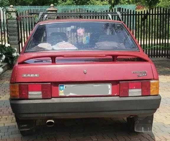 Красный ВАЗ 21099, объемом двигателя 1.3 л и пробегом 30 тыс. км за 1200 $, фото 1 на Automoto.ua