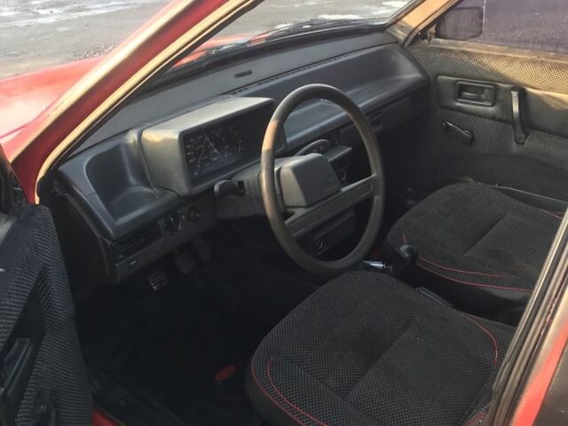 Червоний ВАЗ 21099, об'ємом двигуна 1.5 л та пробігом 105 тис. км за 1450 $, фото 5 на Automoto.ua