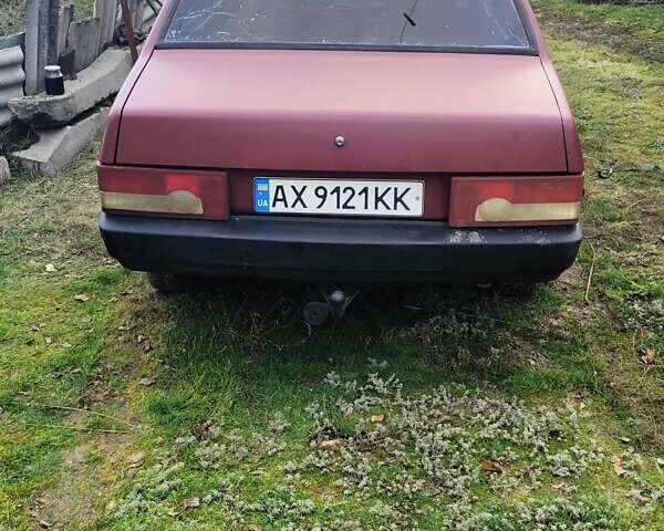 Красный ВАЗ 21099, объемом двигателя 1.3 л и пробегом 300 тыс. км за 500 $, фото 4 на Automoto.ua
