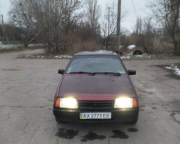 Красный ВАЗ 21099, объемом двигателя 1.3 л и пробегом 350 тыс. км за 1000 $, фото 2 на Automoto.ua