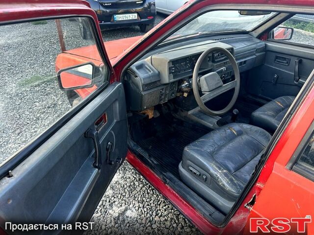 Красный ВАЗ 21099, объемом двигателя 1.5 л и пробегом 202 тыс. км за 550 $, фото 6 на Automoto.ua