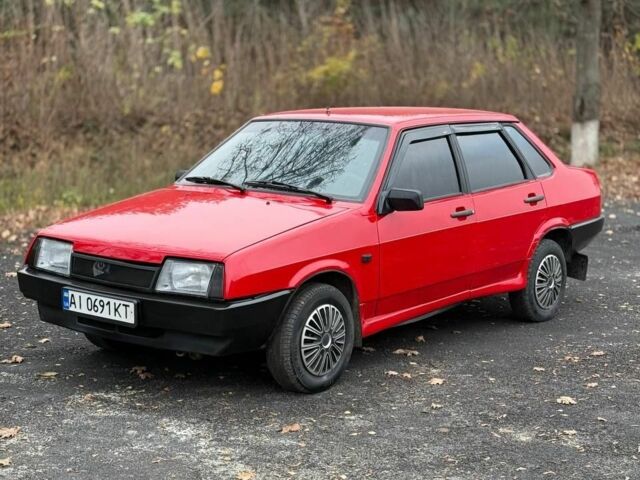 Красный ВАЗ 21099, объемом двигателя 1.5 л и пробегом 158 тыс. км за 1200 $, фото 3 на Automoto.ua