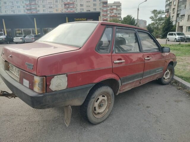 Красный ВАЗ 21099, объемом двигателя 0 л и пробегом 100 тыс. км за 700 $, фото 3 на Automoto.ua
