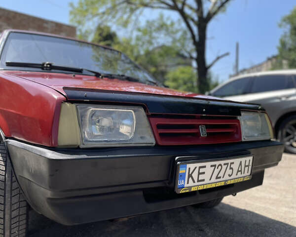 Красный ВАЗ 21099, объемом двигателя 1.5 л и пробегом 377 тыс. км за 1350 $, фото 1 на Automoto.ua