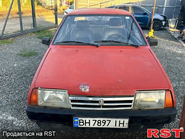 Красный ВАЗ 21099, объемом двигателя 1.5 л и пробегом 202 тыс. км за 550 $, фото 1 на Automoto.ua