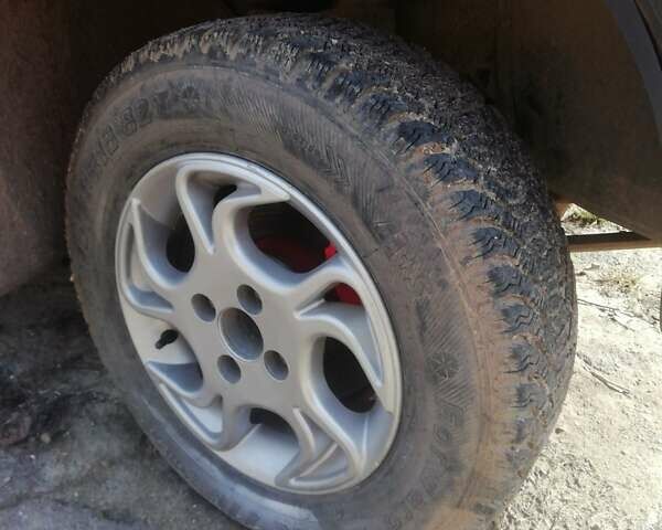 Красный ВАЗ 21099, объемом двигателя 1.5 л и пробегом 60 тыс. км за 1100 $, фото 4 на Automoto.ua