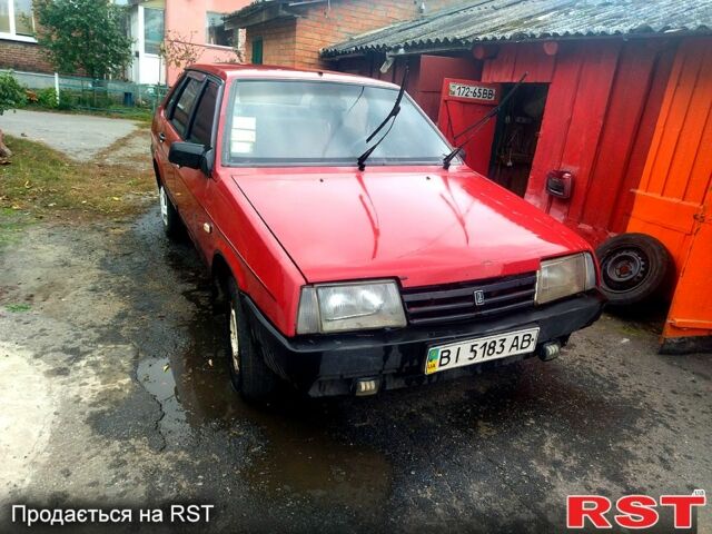 Красный ВАЗ 21099, объемом двигателя 1.5 л и пробегом 0 тыс. км за 500 $, фото 2 на Automoto.ua