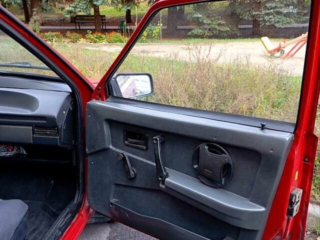 Красный ВАЗ 21099, объемом двигателя 1.5 л и пробегом 160 тыс. км за 900 $, фото 8 на Automoto.ua