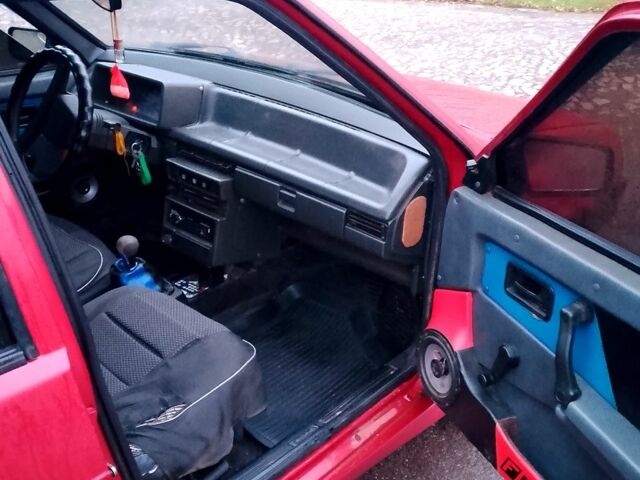 Червоний ВАЗ 21099, об'ємом двигуна 1.5 л та пробігом 0 тис. км за 1600 $, фото 2 на Automoto.ua