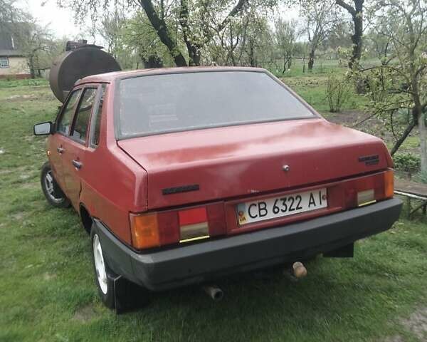 Красный ВАЗ 21099, объемом двигателя 1.5 л и пробегом 202 тыс. км за 999 $, фото 6 на Automoto.ua