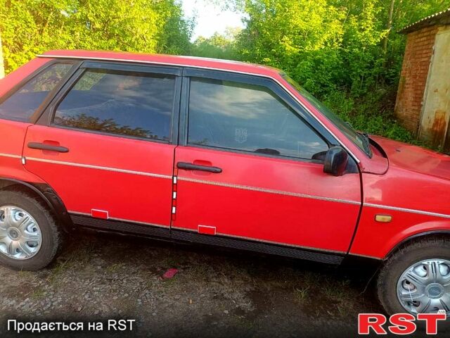 Красный ВАЗ 21099, объемом двигателя 1.5 л и пробегом 0 тыс. км за 1000 $, фото 1 на Automoto.ua